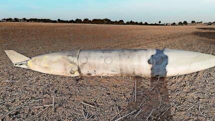 Einer der beiden Tornado-Tanks ist auf ein Feld nahe Pansdorf gefallen.